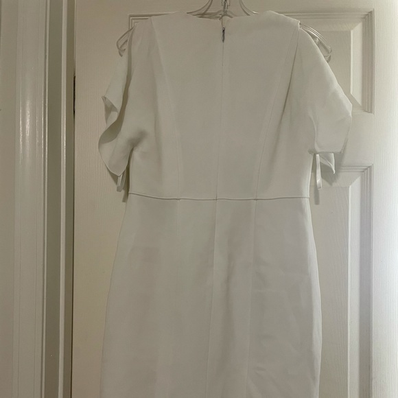 Elie Tahari V-neck open sleeve dress - Picture 13 of 16